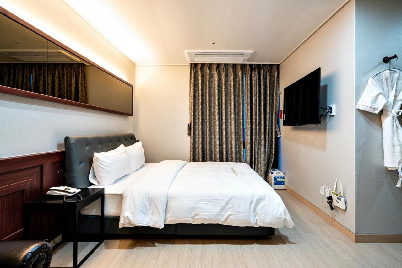 Siheung Seoul Tourist Hotel Exterior foto